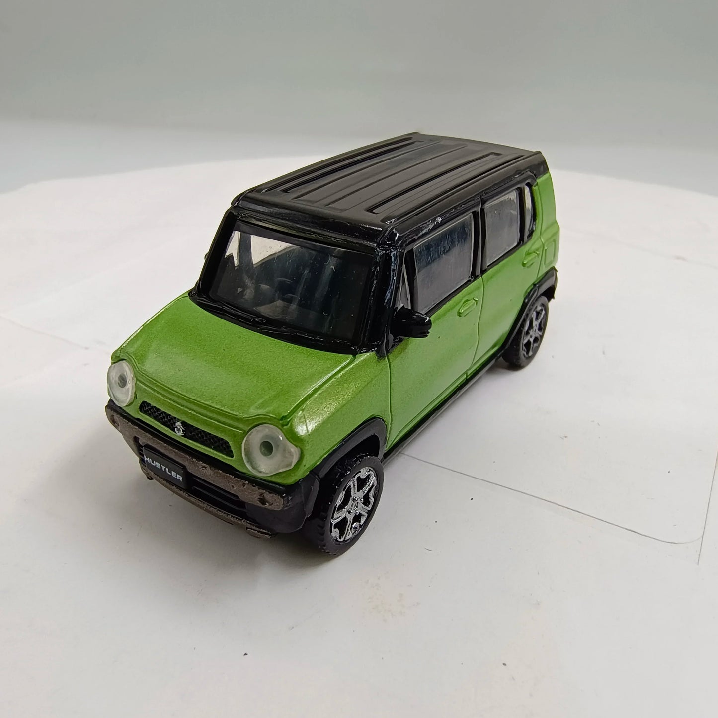 Bulk 1:64 Scale Suzuki HUSTLER Plastic Mini Car Model Classics Adult Souvenir Gift Static Display-No color box